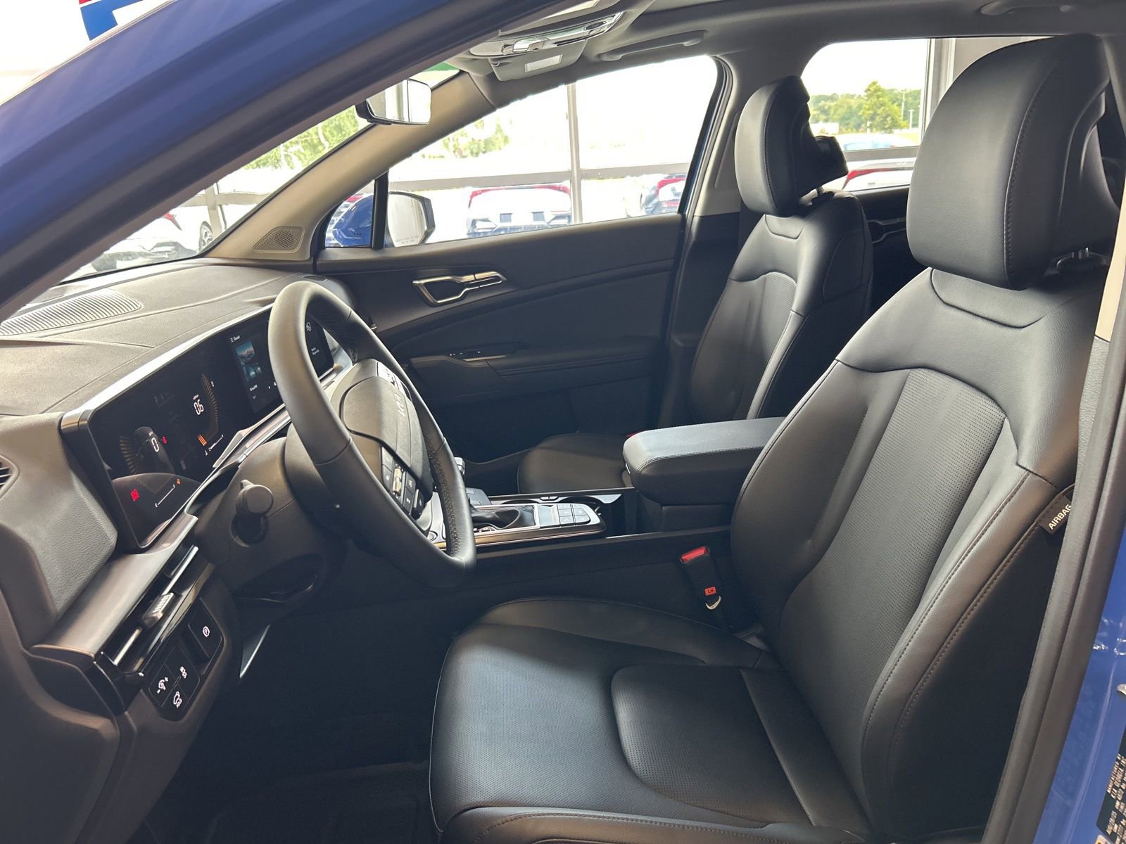 New 2026 Kia Sportage EX image 17