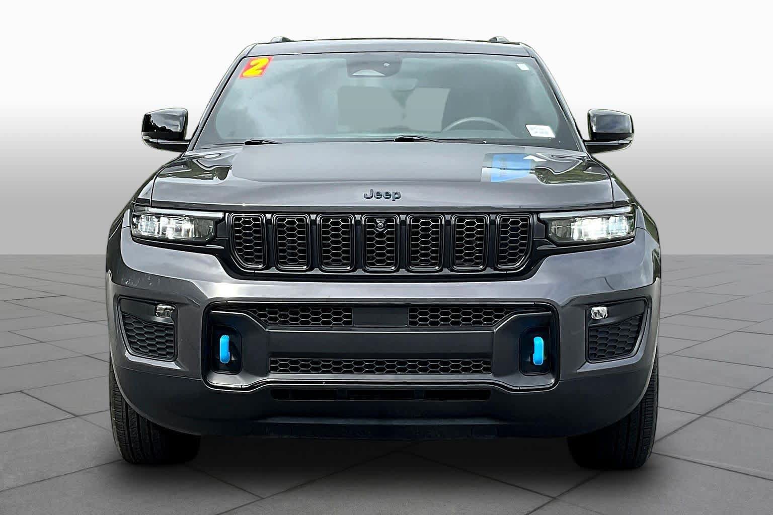 Used 2022 Jeep Grand Cherokee Trailhawk AWD/4WD image 7