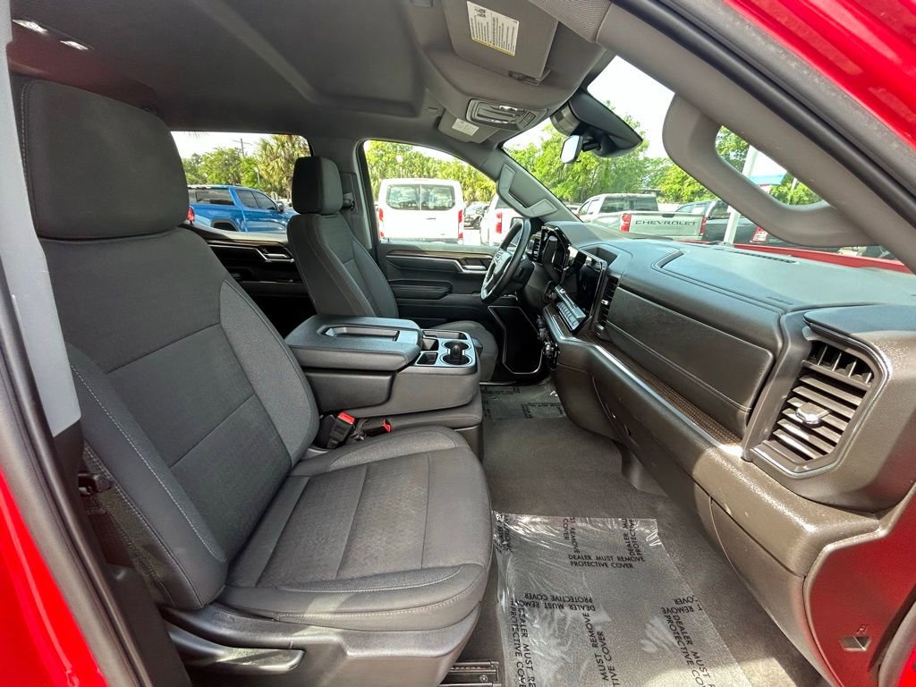 Used 2025 Chevrolet Silverado 1500 LT image 20