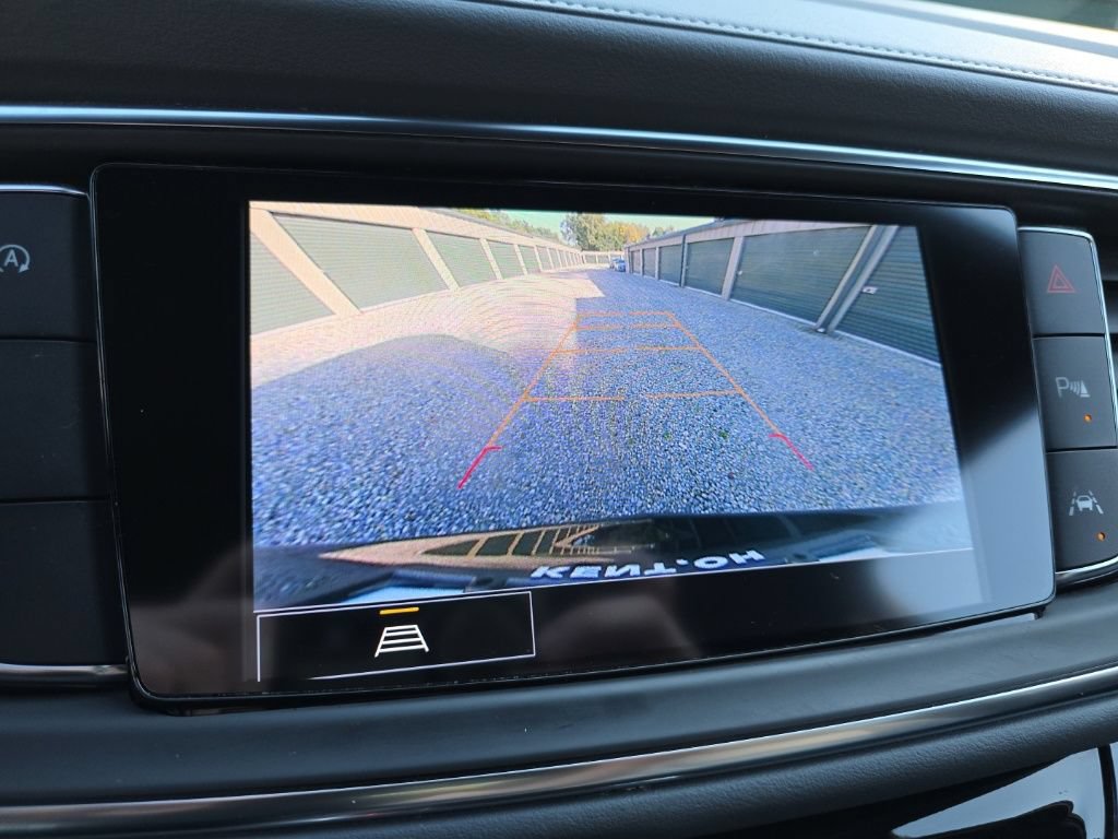 Used 2023 Buick Enclave Essence FWD image 26