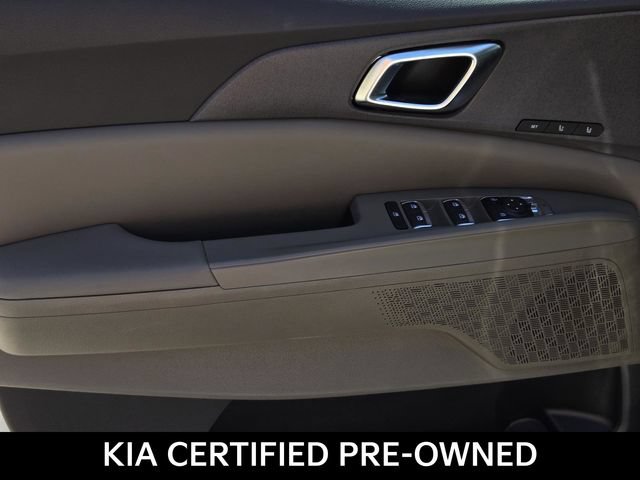 Certified 2026 Kia Carnival EX FWD image 19