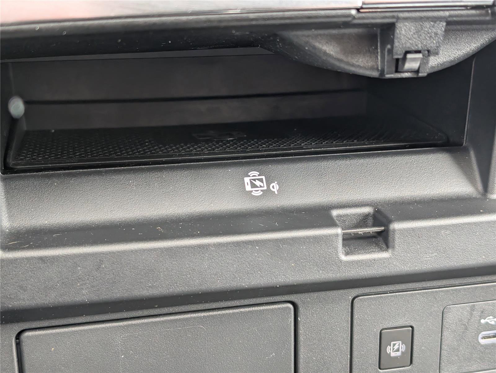 Used 2024 INFINITI QX80 Premium Select w/ Cargo Package image 34