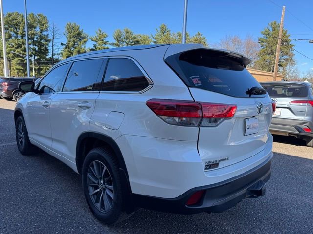 Used 2018 Toyota Highlander XLE AWD/4WD image 5