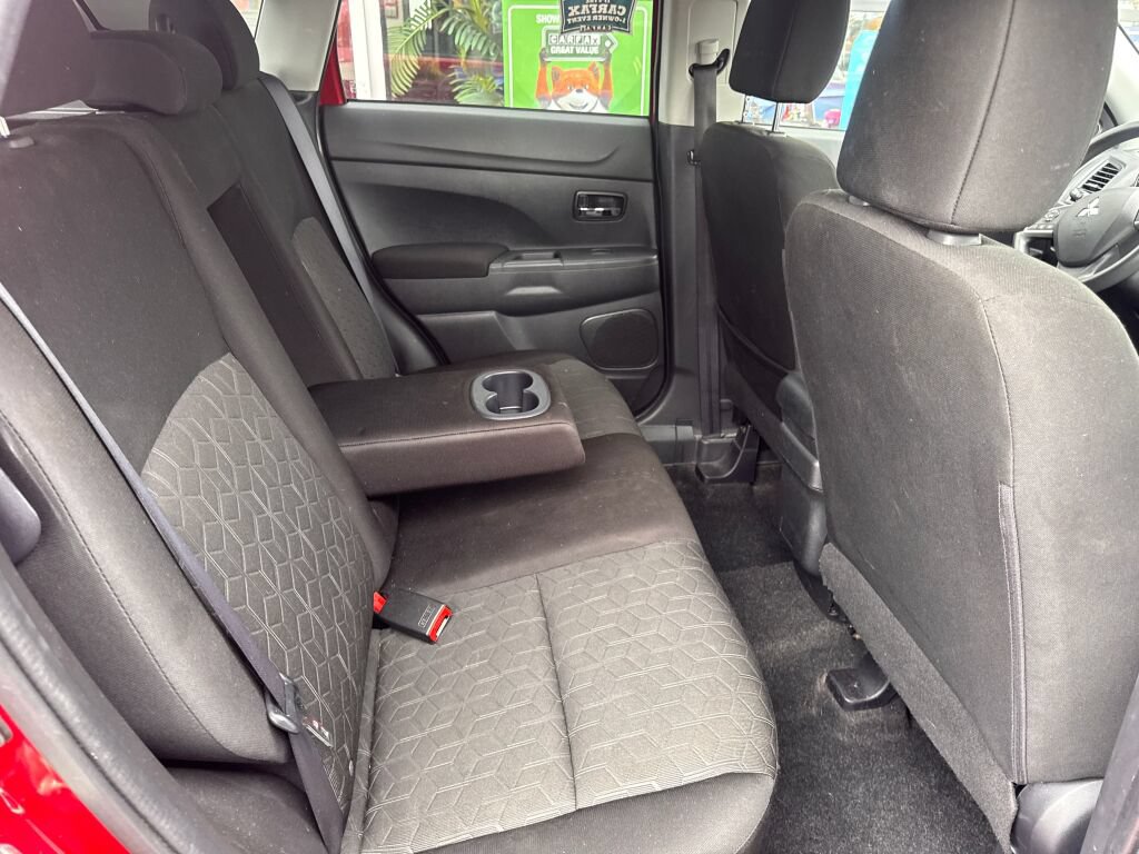 Used 2022 Mitsubishi Outlander Sport ES AWD/4WD image 15