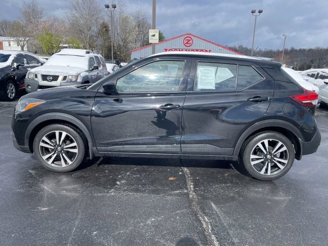 Used 2018 Nissan Kicks SV FWD image 5
