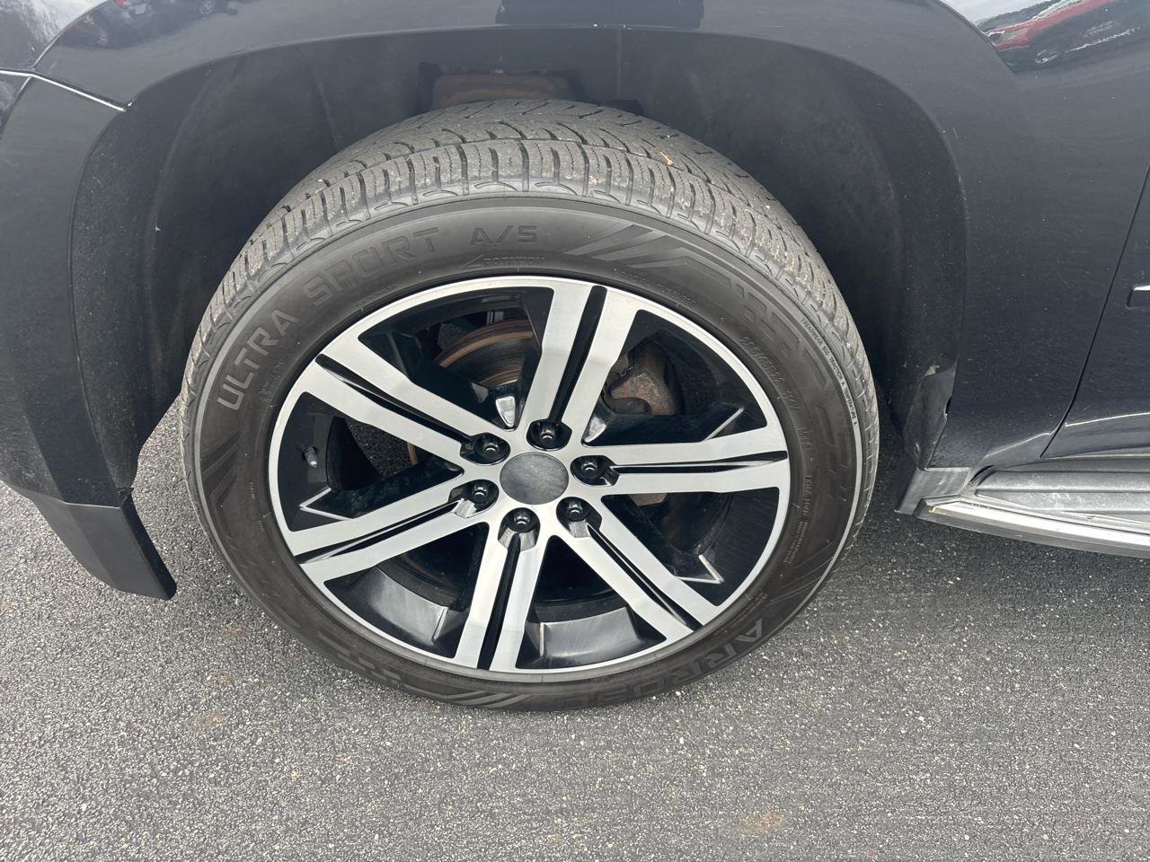 Used 2015 Chevrolet Suburban LTZ image 25