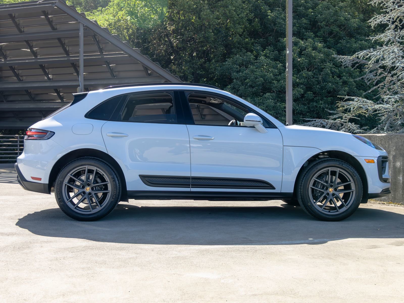 Certified 2026 Porsche Macan image 12