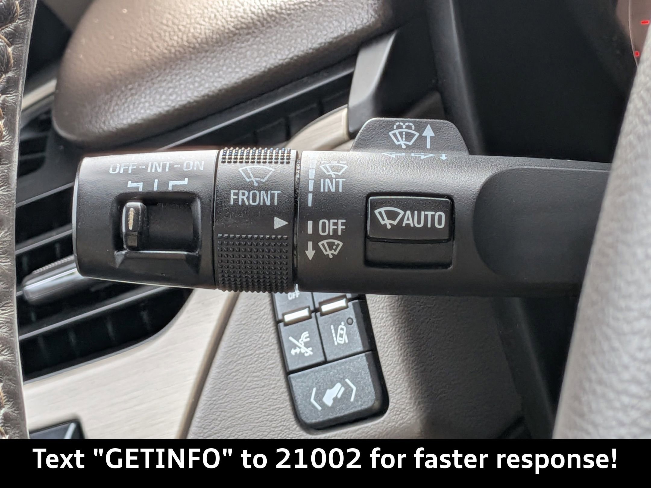 Used 2015 GMC Yukon Denali w/ Premium Package image 33