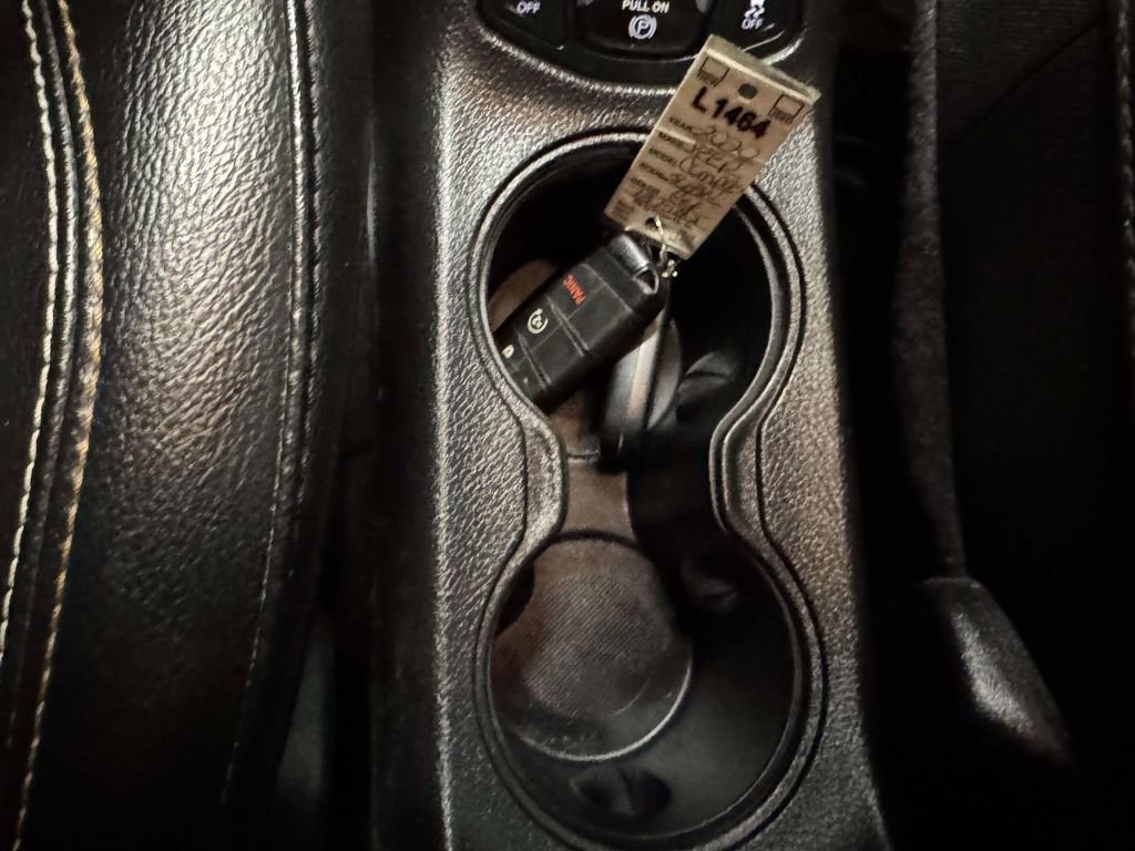 Used 2020 Jeep Compass Latitude w/ Popular Equipment Group image 24