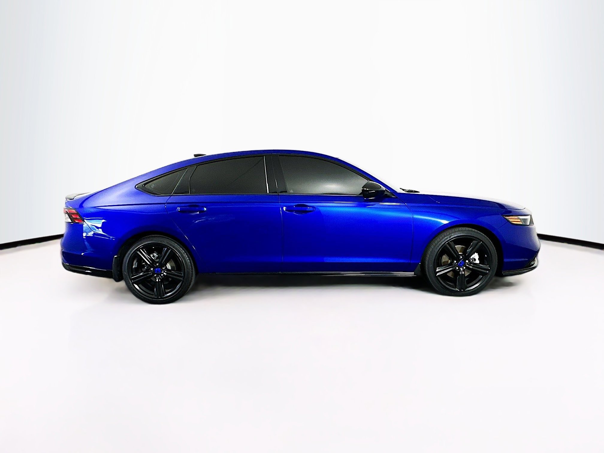 Used 2023 Honda Accord Sport image 10