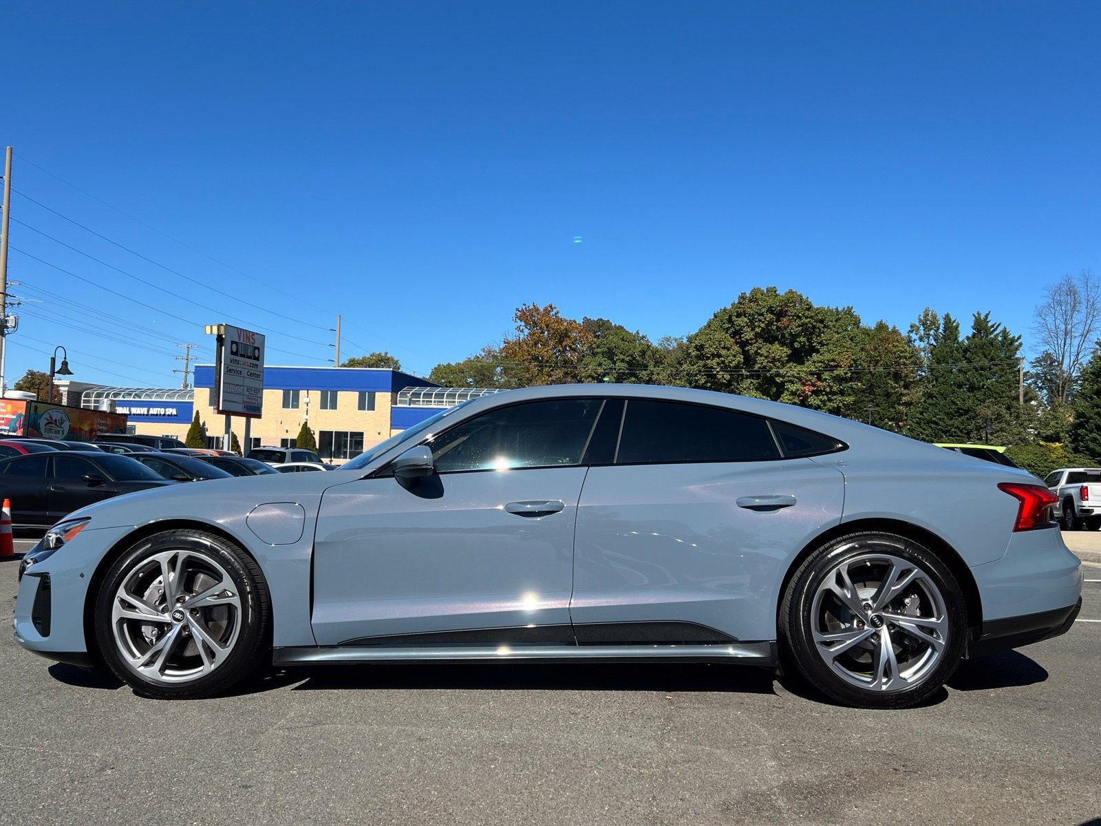 Used 2023 Audi e-tron GT Premium Plus AWD/4WD image 26