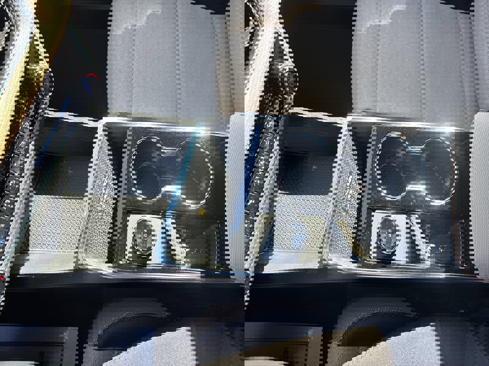 New 2026 Chevrolet Equinox ACTIV image 23