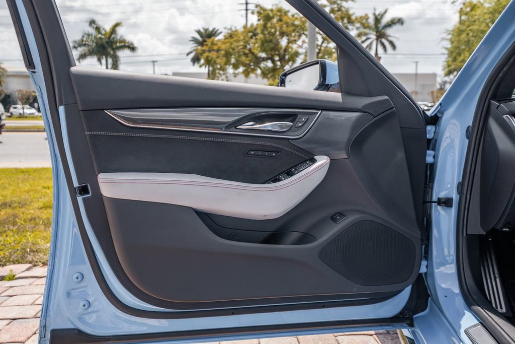 Used 2023 Cadillac CT5 V Blackwing w/ Parking Package image 17