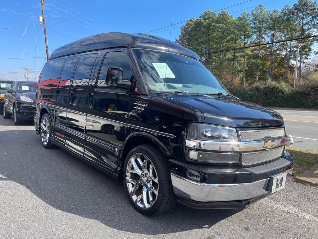 Used 2009 Chevrolet Express 1500 AWD w/ Preferred Equipment Group
