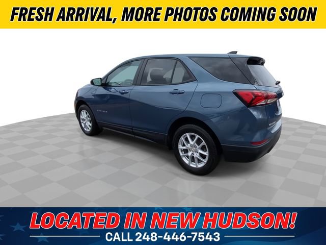 Used 2024 Chevrolet Equinox LS w/ LS Convenience Package image 8