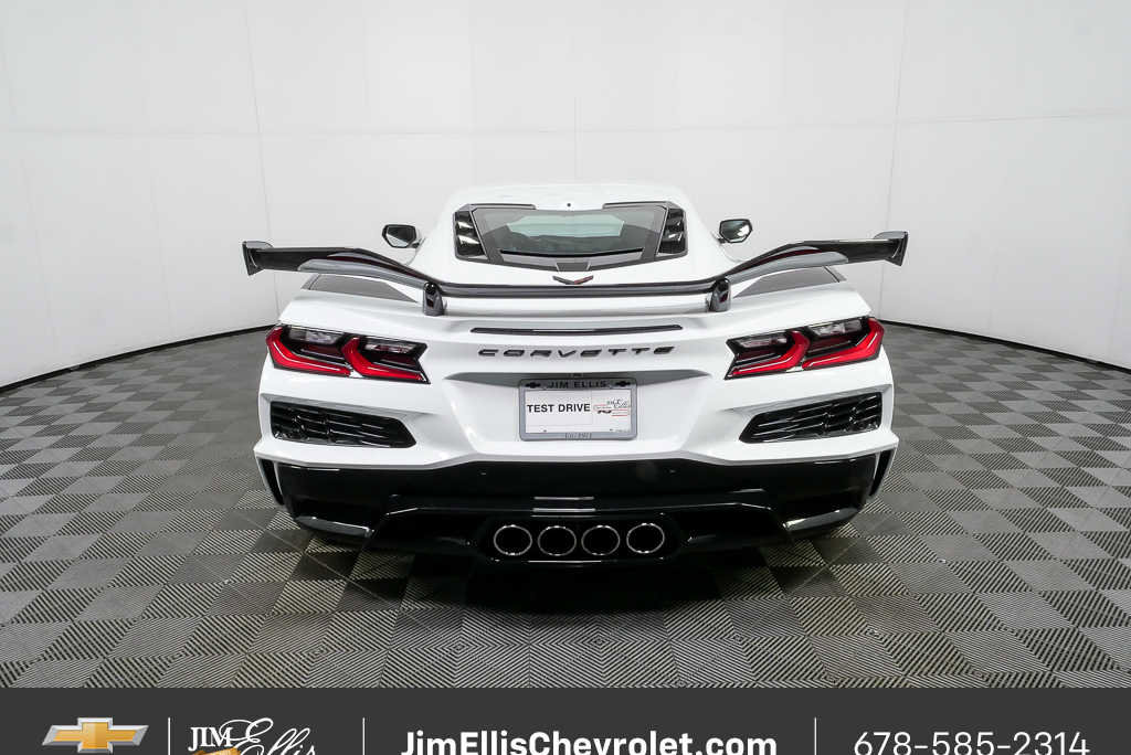 Used 2024 Chevrolet Corvette Z06 w/ Z07 Performance Package image 25