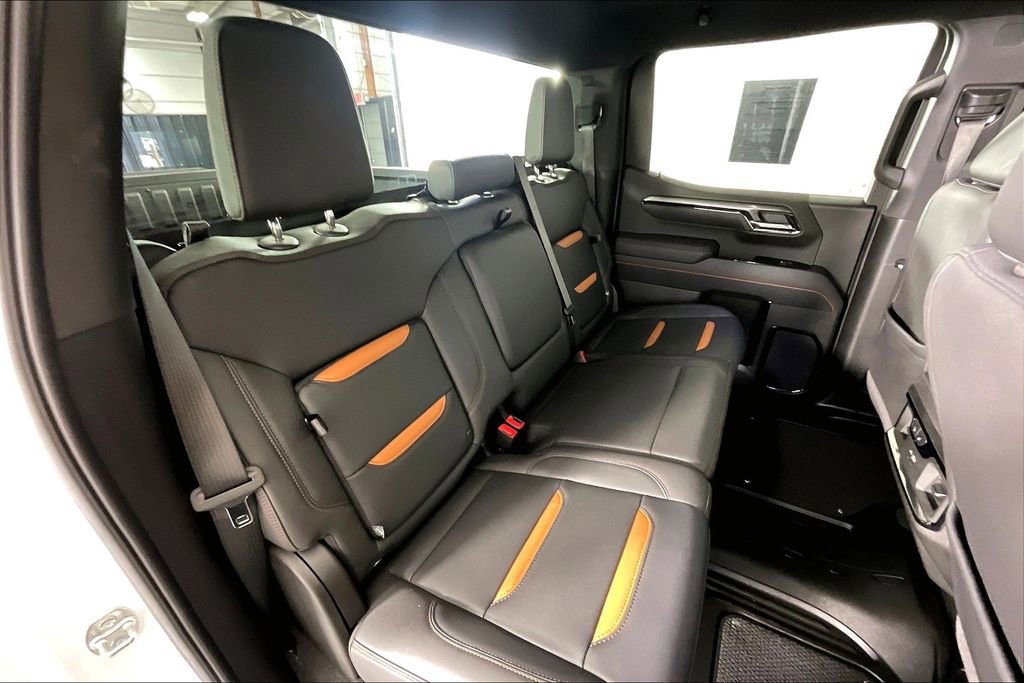 Used 2025 GMC Sierra 1500 AT4 AWD/4WD image 36