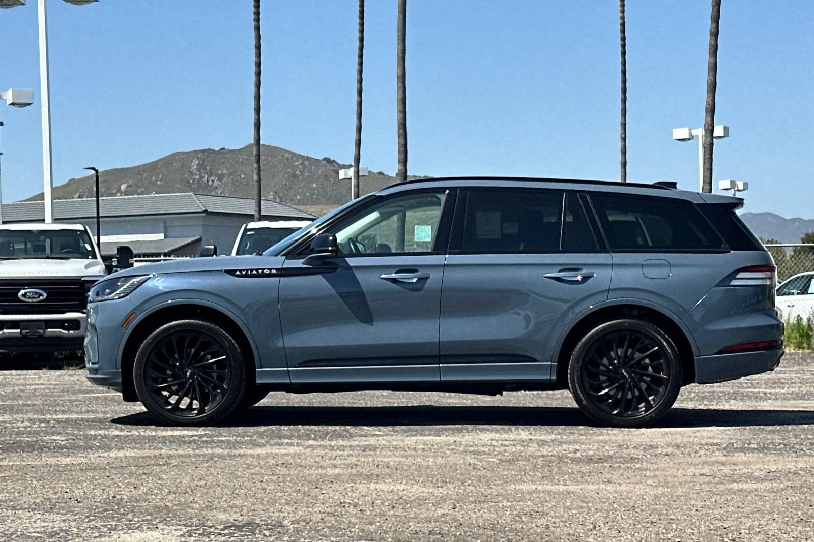 New 2026 Lincoln Aviator Reserve AWD/4WD image 6