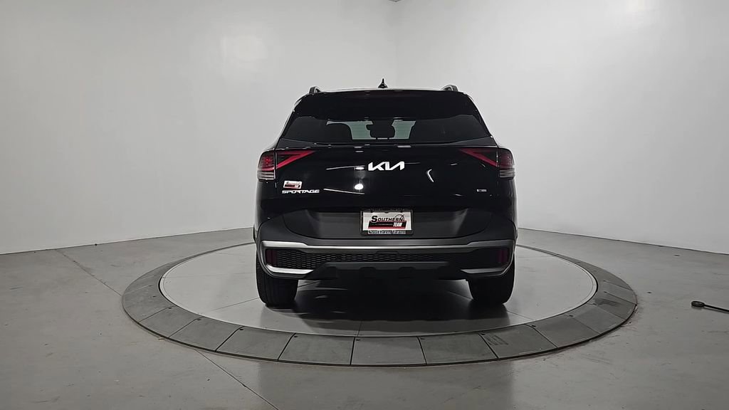 Used 2024 Kia Sportage X-Line w/ X-Line Premium Package image 4