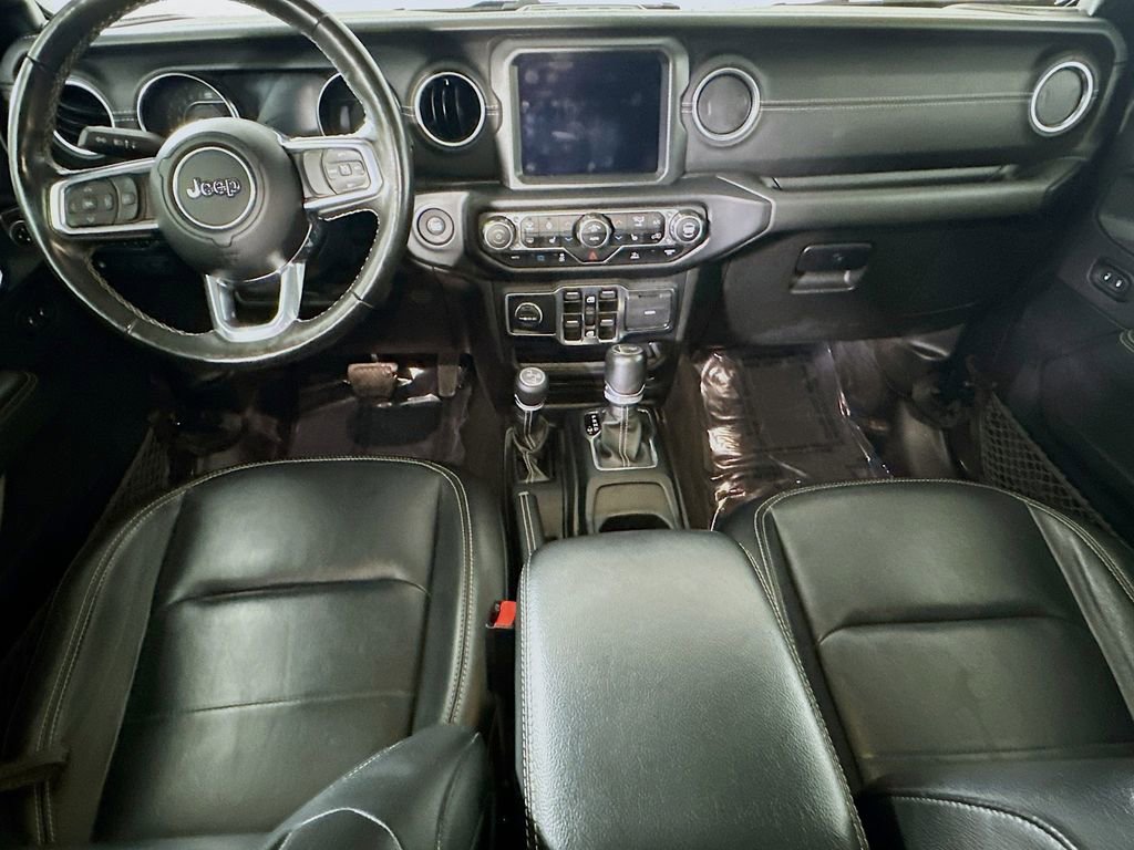 Used 2023 Jeep Wrangler Unlimited Sahara w/ Cold Weather Group AWD/4WD image 16