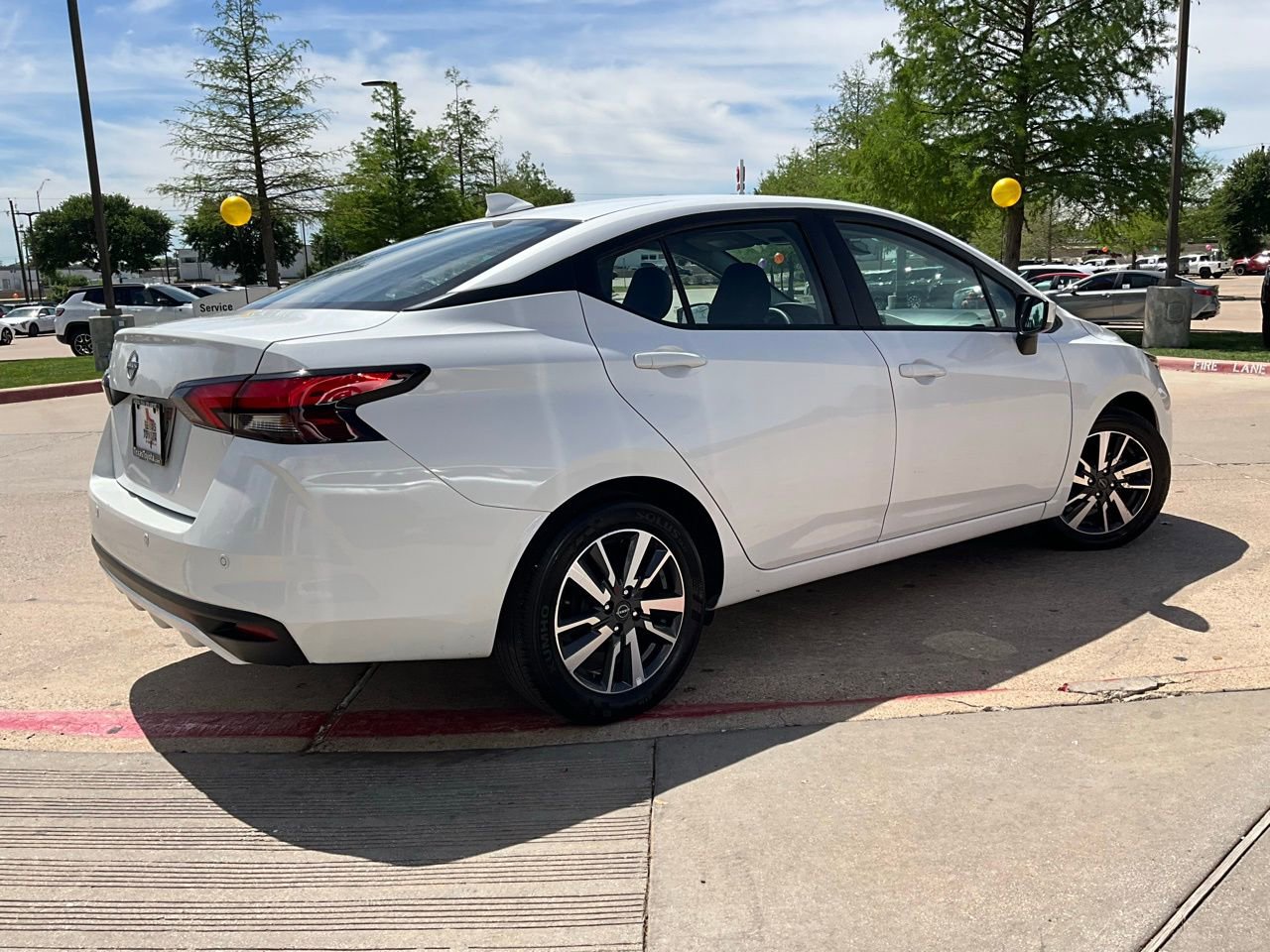 Used 2025 Nissan Versa SV image 6