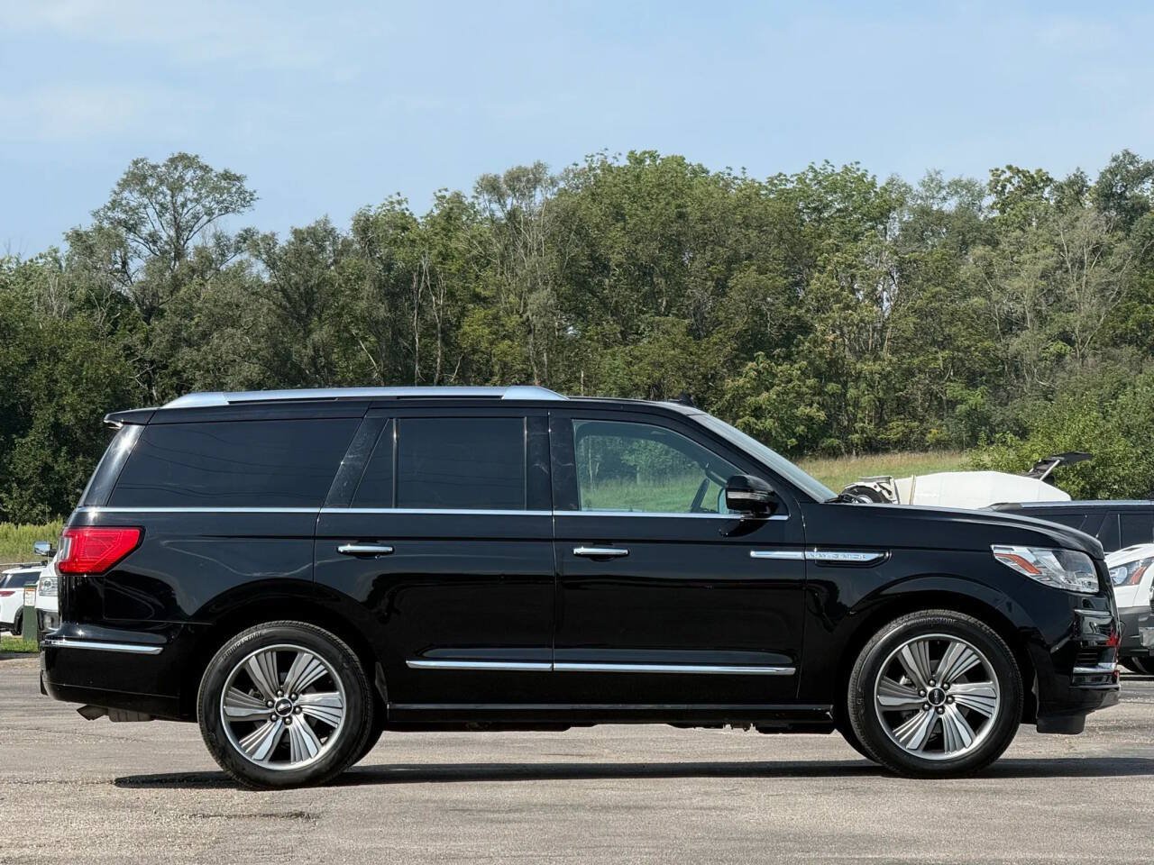 Used 2018 Lincoln Navigator Reserve AWD/4WD image 5