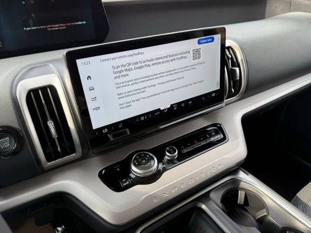 New 2025 Ford Expedition Max Active image 14