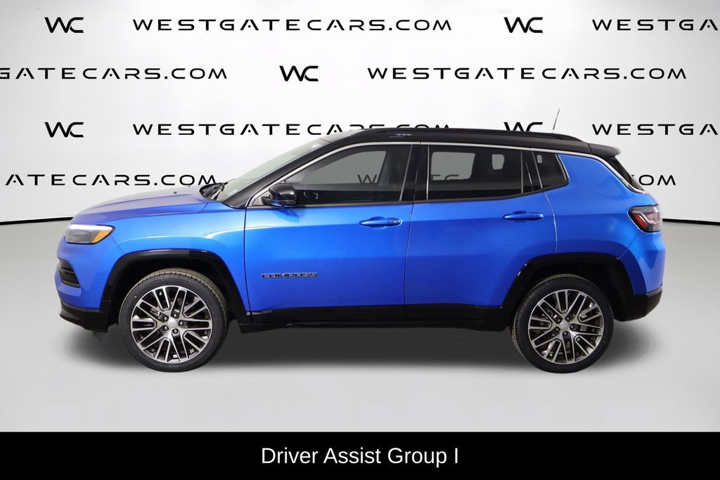 Used 2022 Jeep Compass Limited w/ Elite Group AWD/4WD image 5