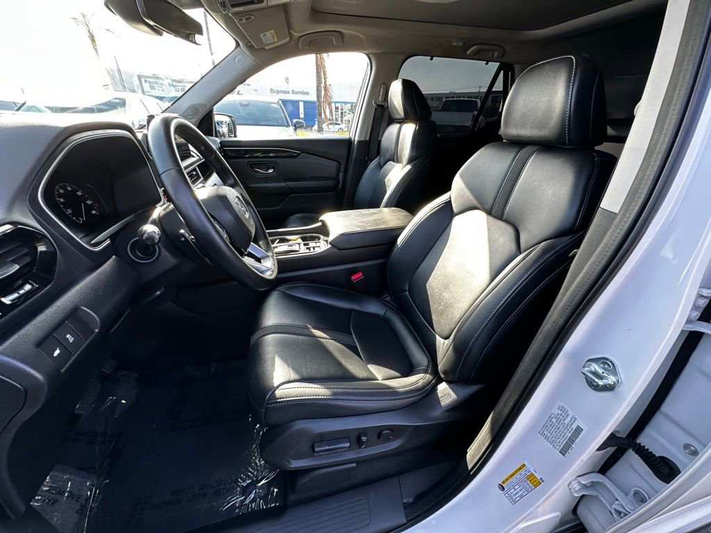 Used 2023 Honda Pilot Touring image 17