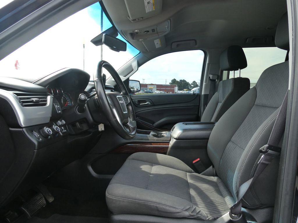Used 2017 GMC Yukon SLE w/ SLE Value Package AWD/4WD image 20