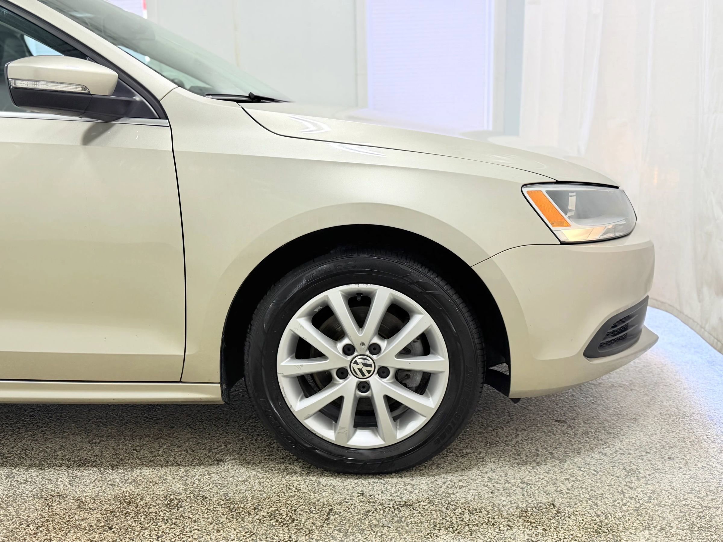 Used 2013 Volkswagen Jetta SE image 40