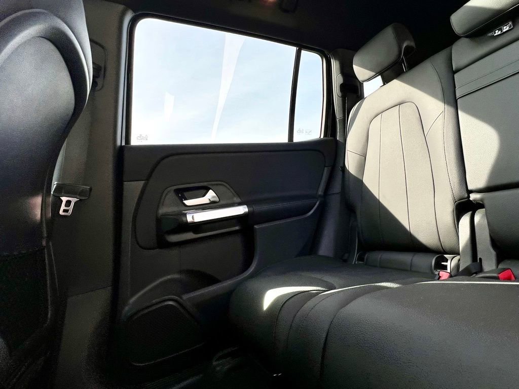 Certified 2023 Mercedes-Benz GLB 250 4MATIC image 14