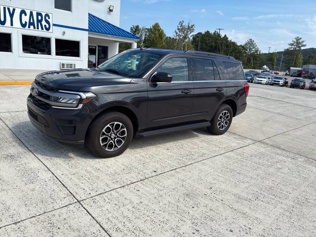 Used 2024 Ford Expedition XLT AWD/4WD image 9
