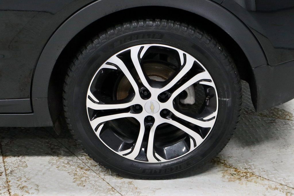 Used 2020 Chevrolet Bolt Premier w/ Infotainment Package image 19