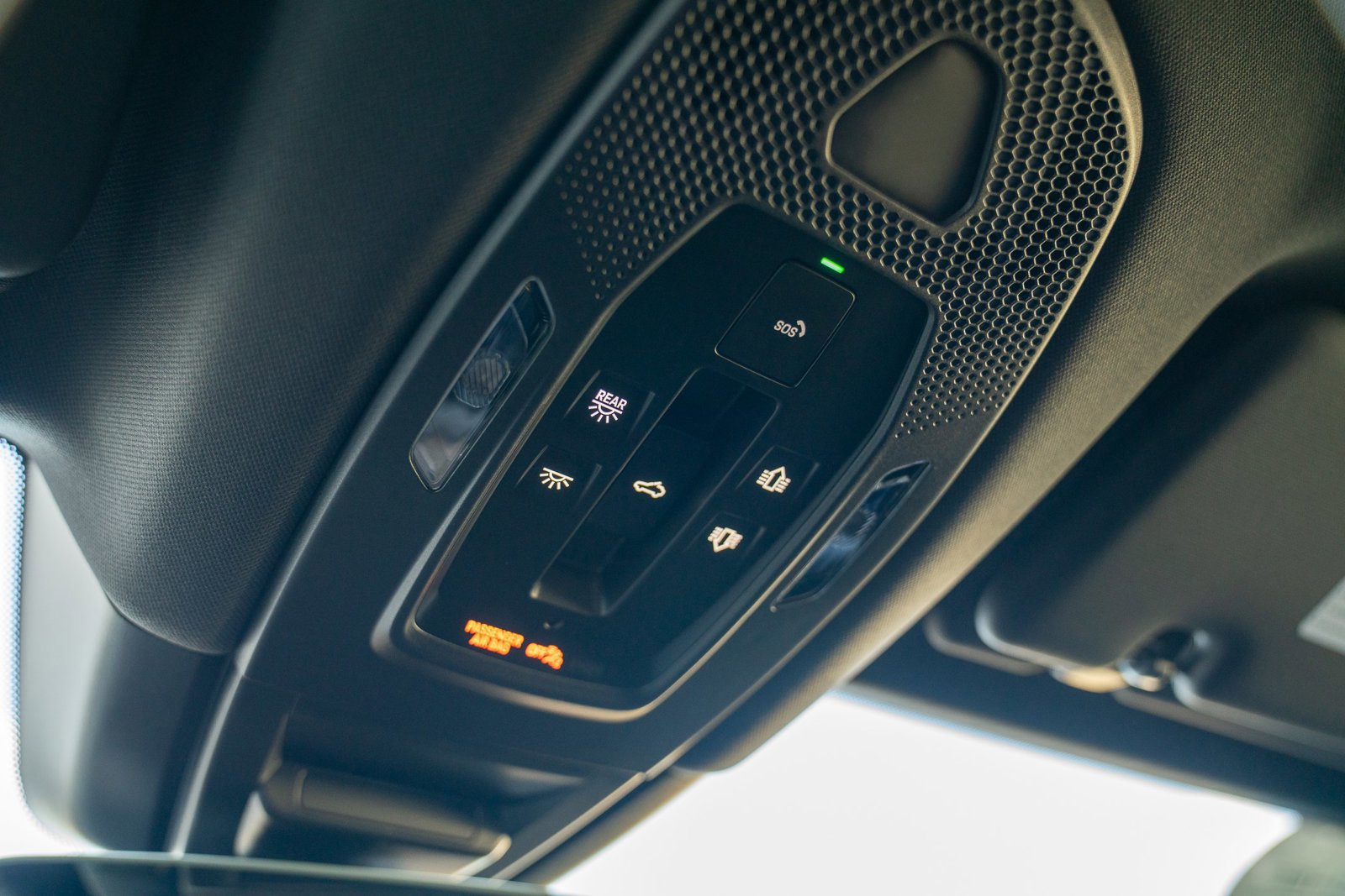 Used 2025 Porsche Cayenne image 22