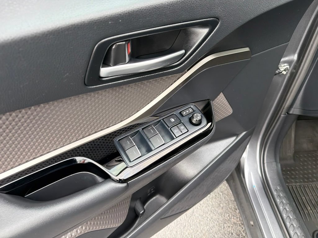 Certified 2021 Toyota C-HR Limited FWD image 22