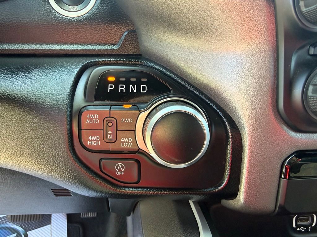 Used 2020 RAM 1500 Big Horn AWD/4WD image 36