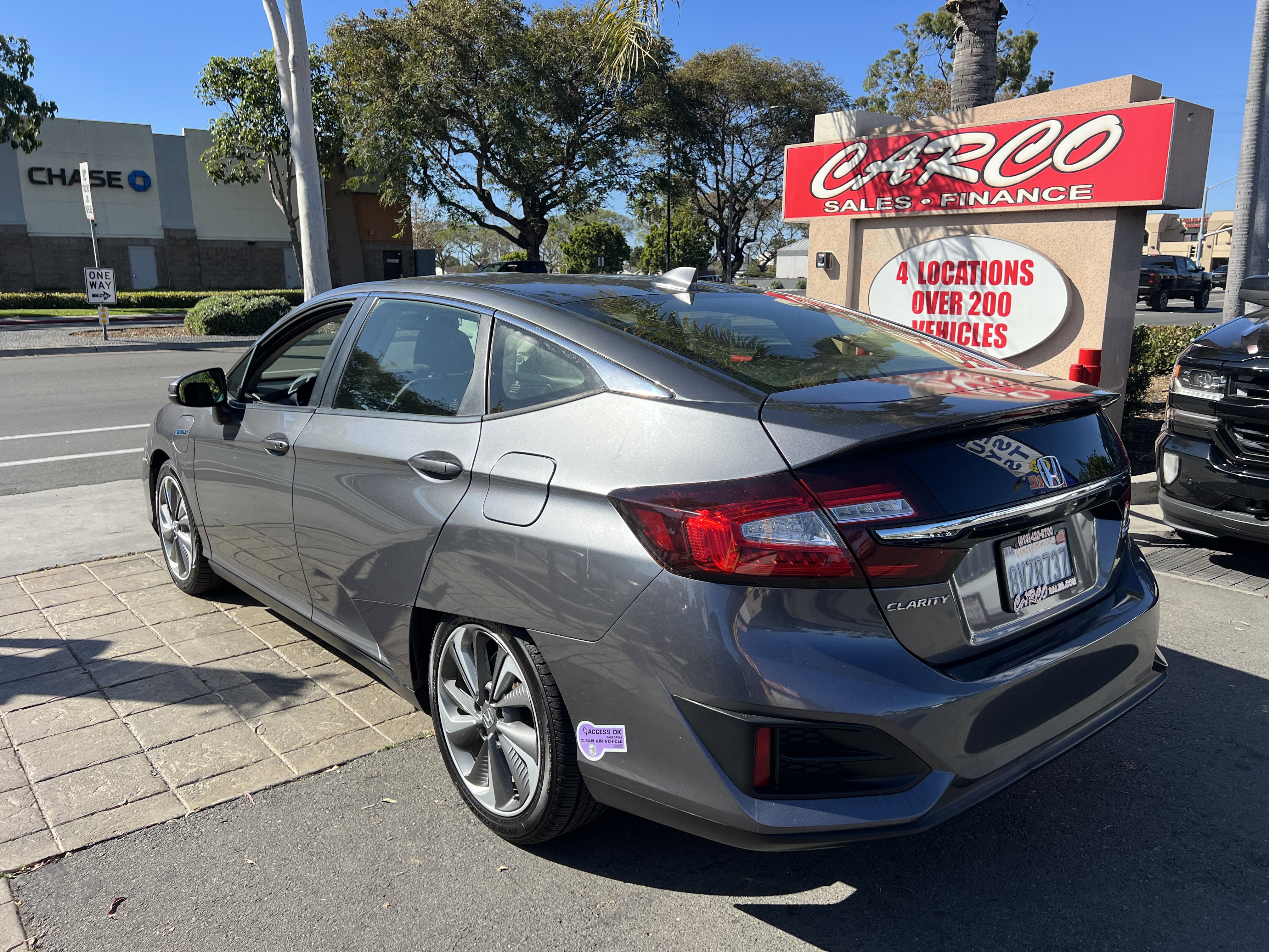 Used 2018 Honda Clarity Plug-In Hybrid image 6