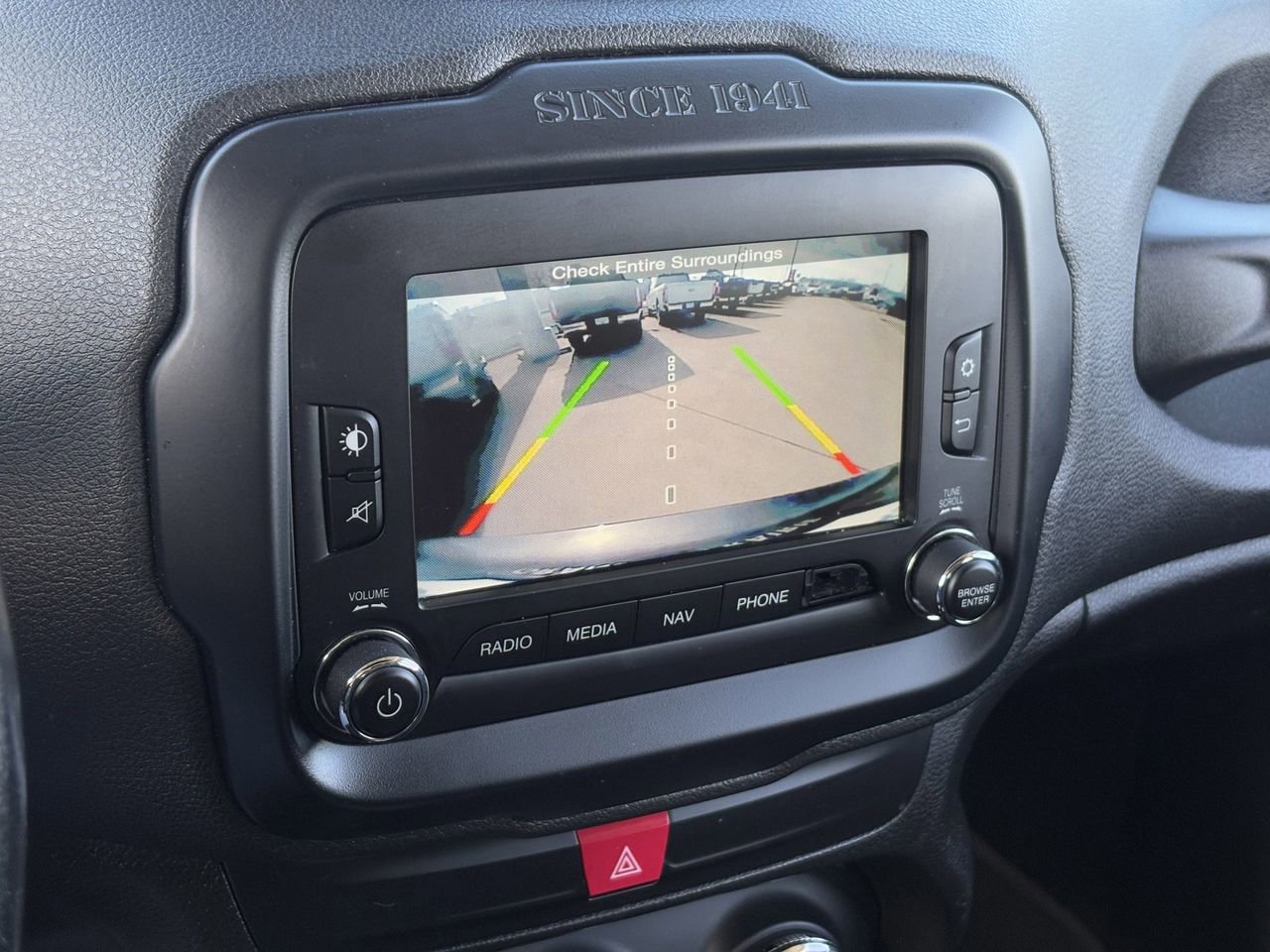 Used 2017 Jeep Renegade Altitude image 21