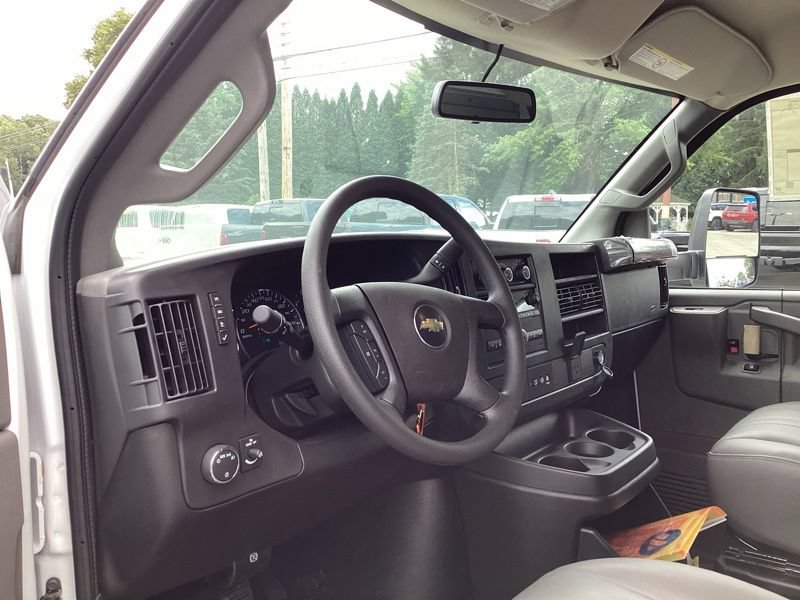 New 2026 Chevrolet Express 3500 w/ Power Convenience Package RWD image 19