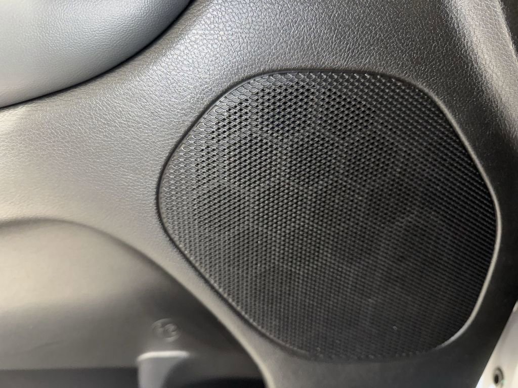 Used 2021 Jeep Grand Cherokee Laredo X image 21