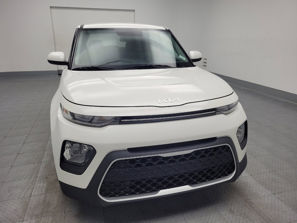 Used 2022 Kia Soul LX image 14