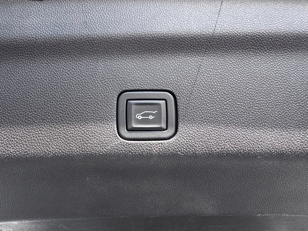 Used 2021 Chevrolet Suburban Premier AWD/4WD image 45