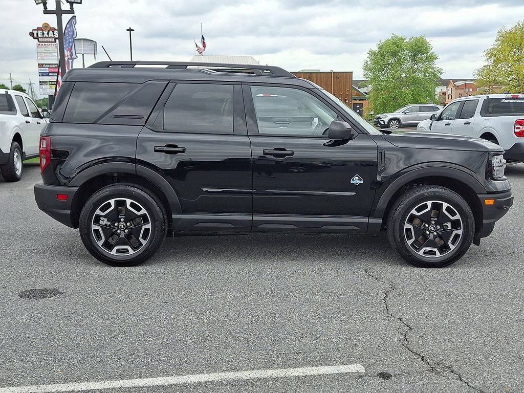 Certified 2024 Ford Bronco Sport Outer Banks w/ Tech Package AWD/4WD image 7