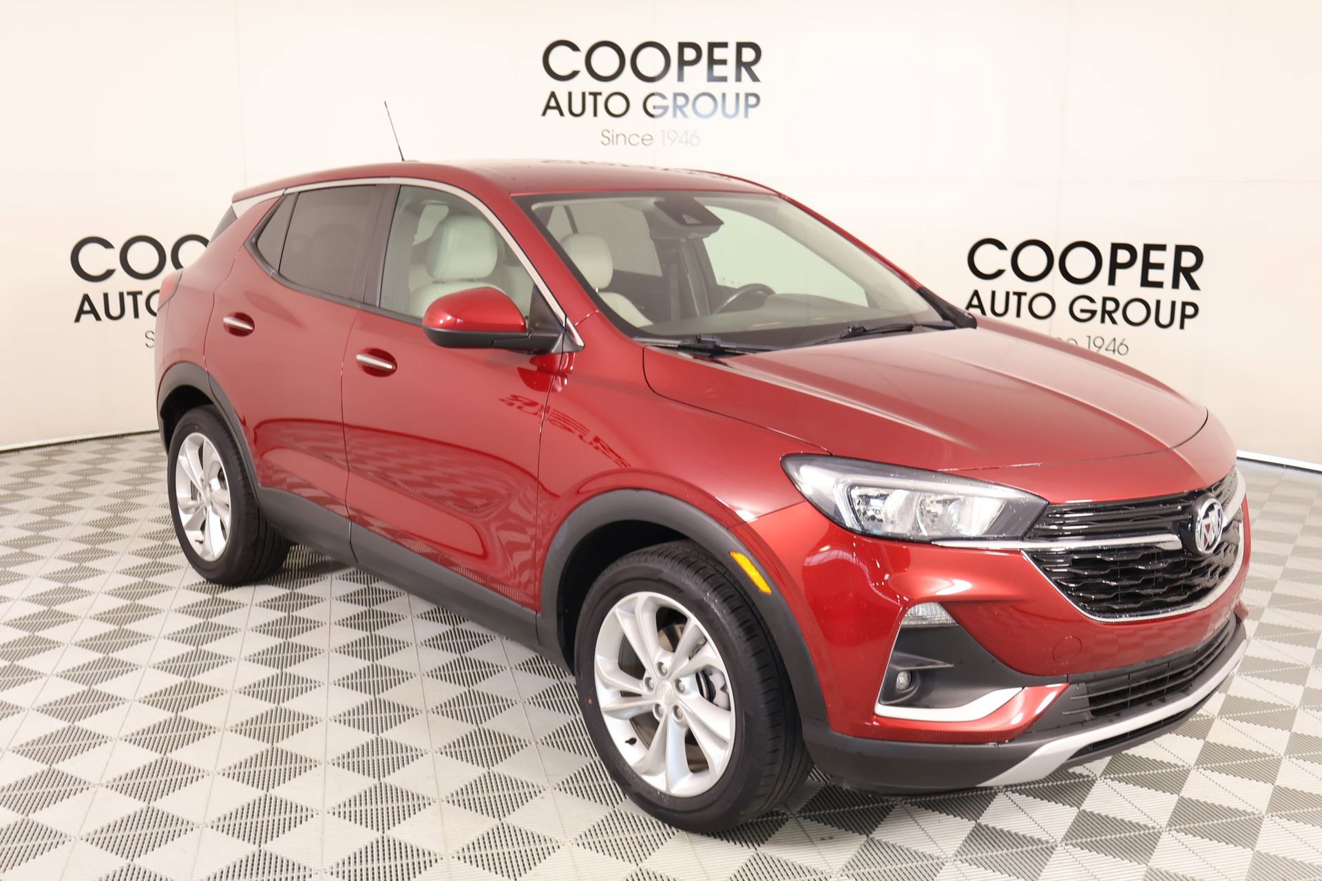 Used 2021 Buick Encore GX Preferred w/ Cold Weather Comfort Package FWD image 1