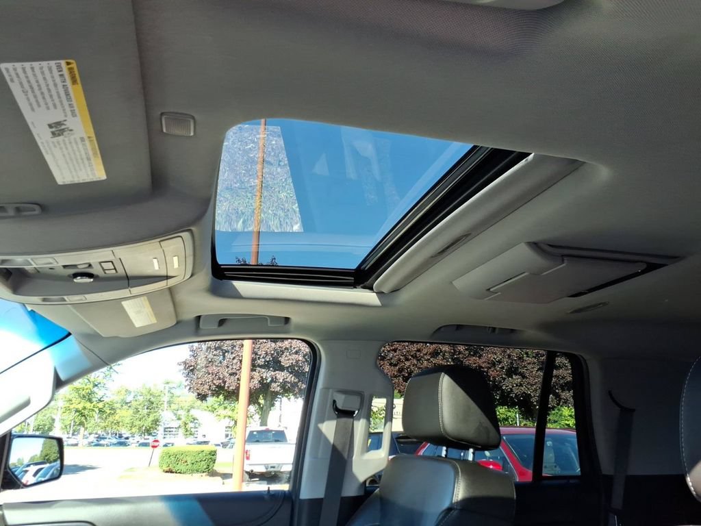 Used 2019 Chevrolet Tahoe LT AWD/4WD image 11