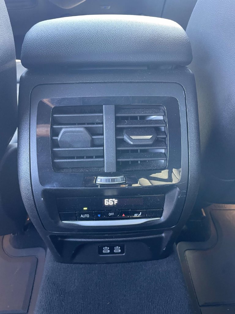 Used 2024 BMW X3 xDrive30i w/ Premium Package AWD/4WD image 18