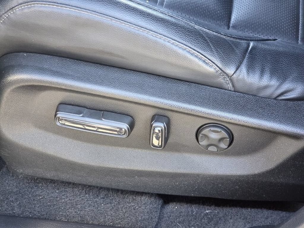 Used 2022 Honda CR-V Touring image 15