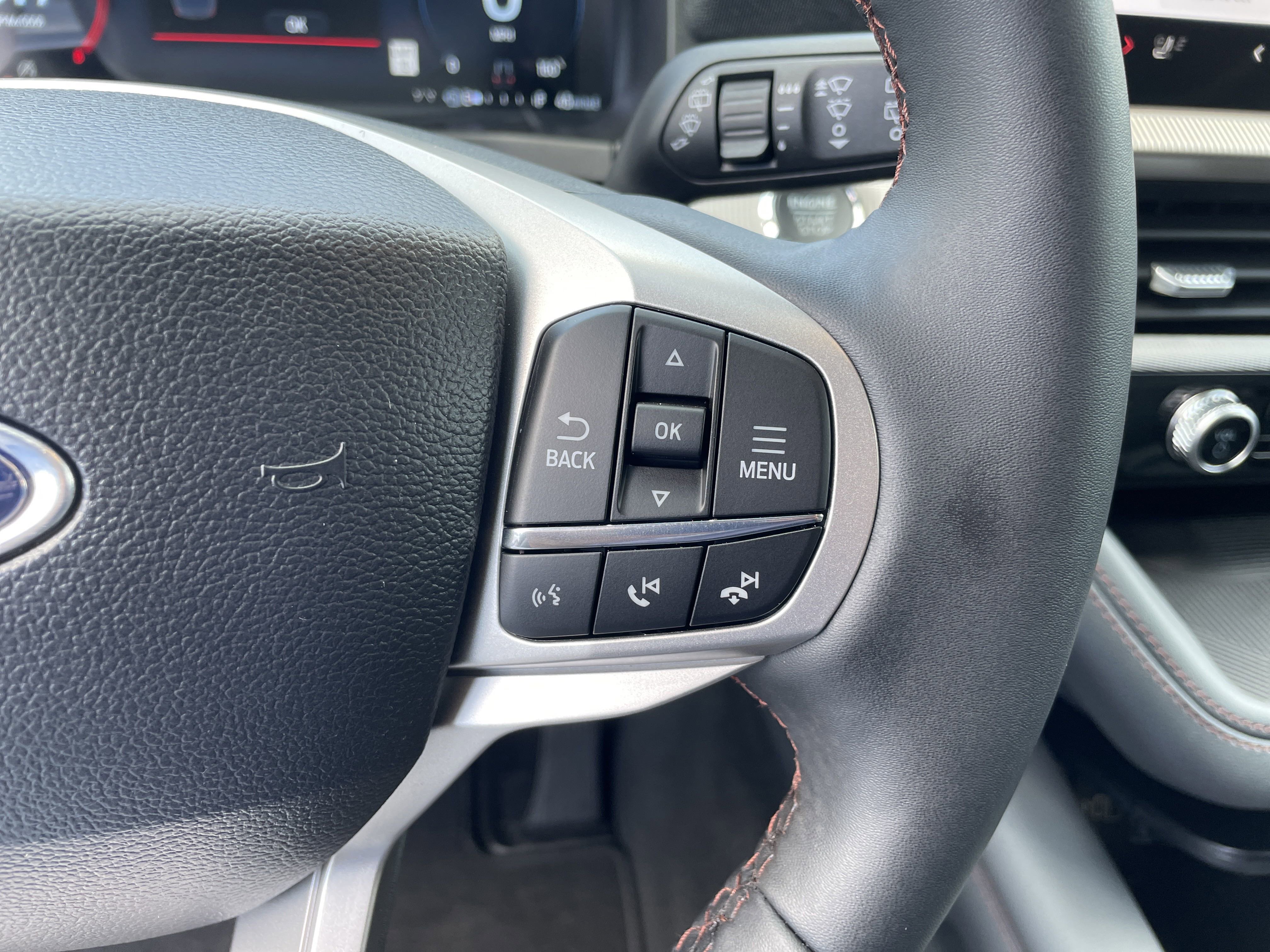 New 2025 Ford Explorer Active w/ Active Comfort Package image 22