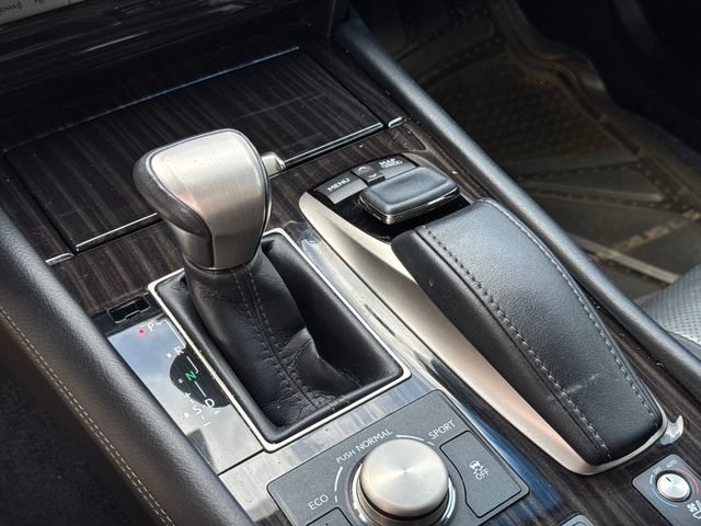 Used 2015 Lexus LS 460 RWD image 13